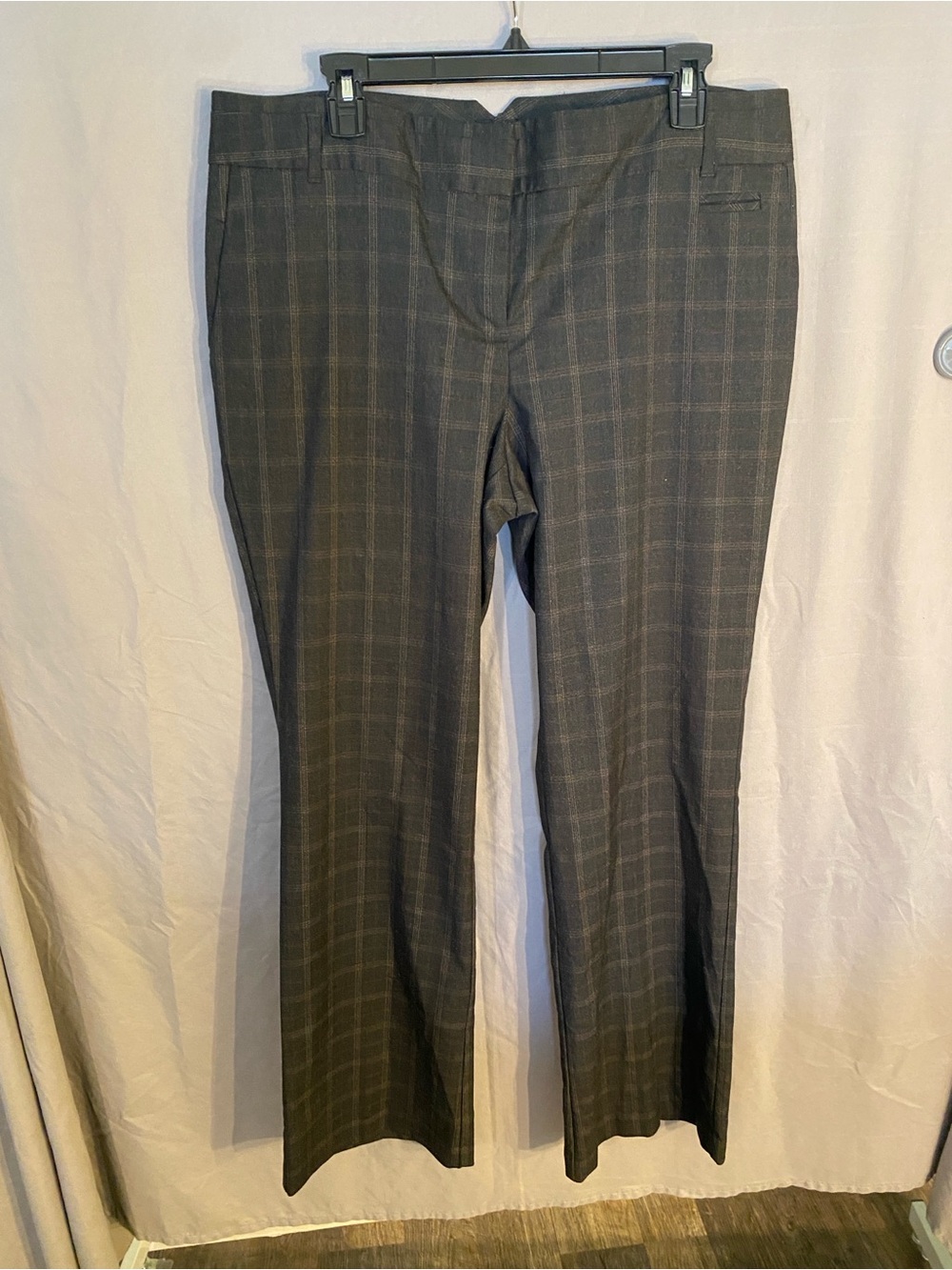 Van Heusen Women's Gray Plaid Boot Cut Dress Pants